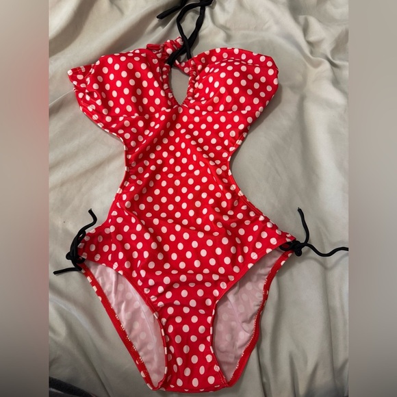 *NEW* Polka Dot One Piece Swimsuit Side Cut Outs Red And White - Picture 1 of 10